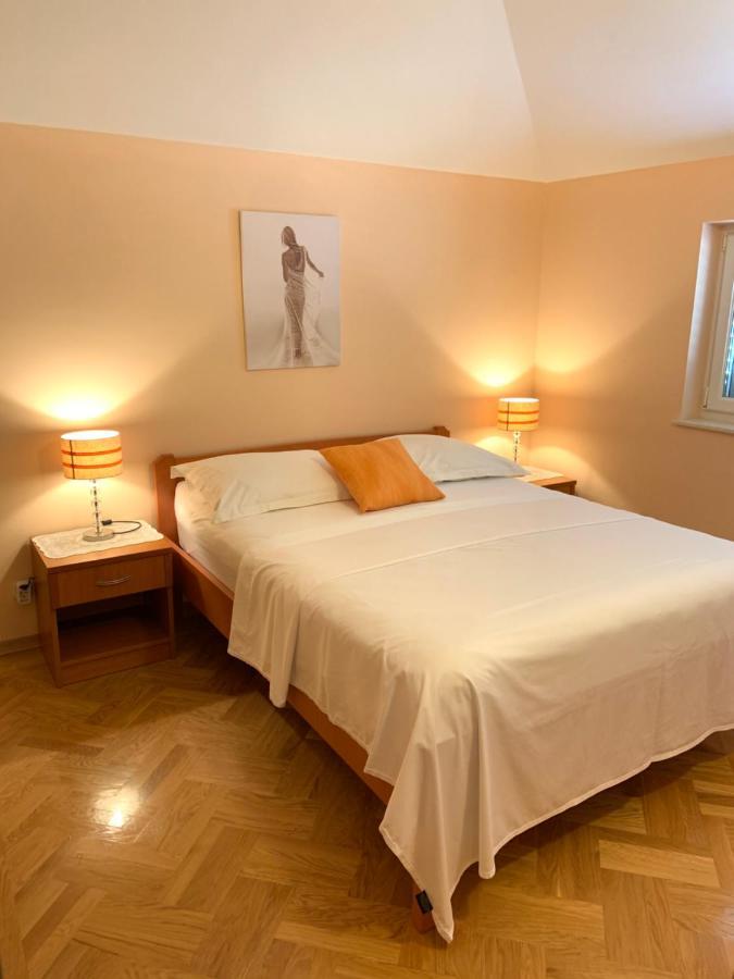 Villa Mara Promajna Exteriör bild