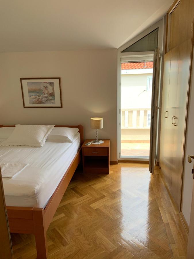 Villa Mara Promajna Exteriör bild
