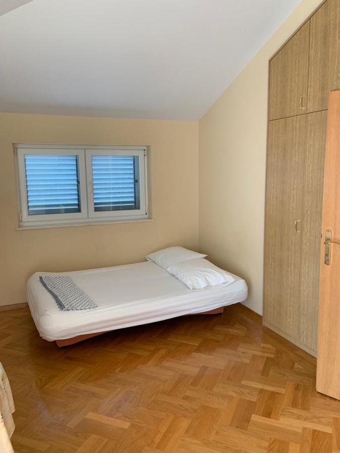 Villa Mara Promajna Exteriör bild