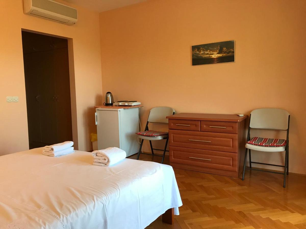 Villa Mara Promajna Exteriör bild